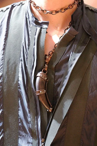 Look 49